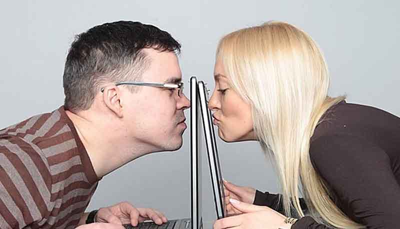 “I Met a Girl, and She Suggested I Start Trading” – A Look at the Scam