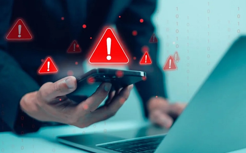 YepBit Exchange Review: How the BonChat Copy-Paste Trading Scheme Reportedly Collapsed