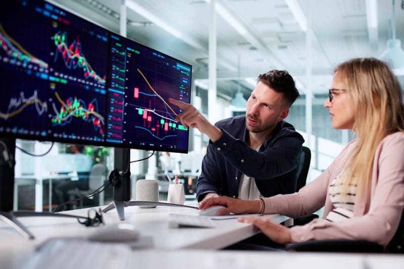 Broker Loyalty Programs: Real Benefits or Just Another Retention Strategy?