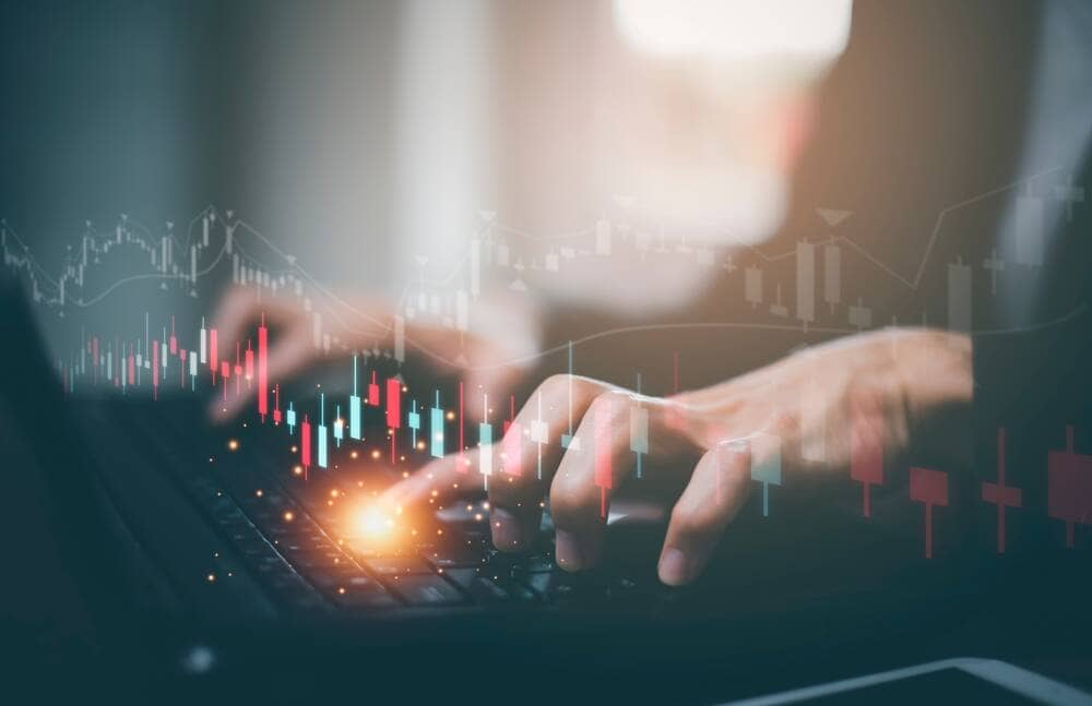 Copy Trading Explained: Easy Profits or Hidden Risk?
