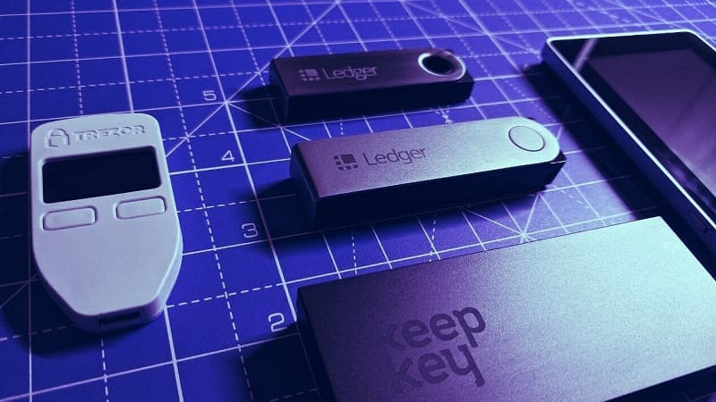 trezor_ledger_1.jpg