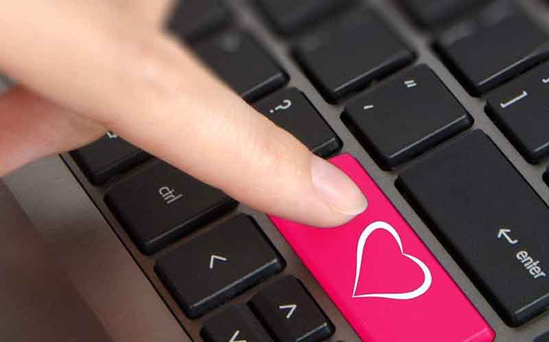 “I Met a Girl, and She Suggested I Start Trading” – A Look at the Scam